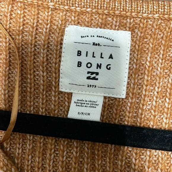 ✨BILLABONG It’s Me Sweater size small - Picture 10 of 11